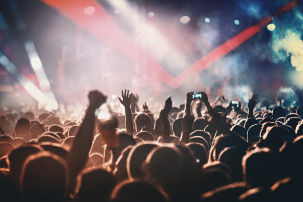 Keseimbangan Antara Live dan Record