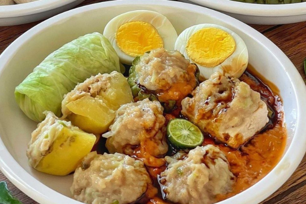 Cita Rasa Siomay Ikan yang Mudah Diterima