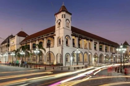 Kota Lama sebagai Tempat Wisata Bersejarah di Semarang