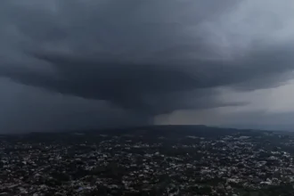 Prakiraan Cuaca BMKG, Hujan Petir Ancam Kota Besar Hari Ini